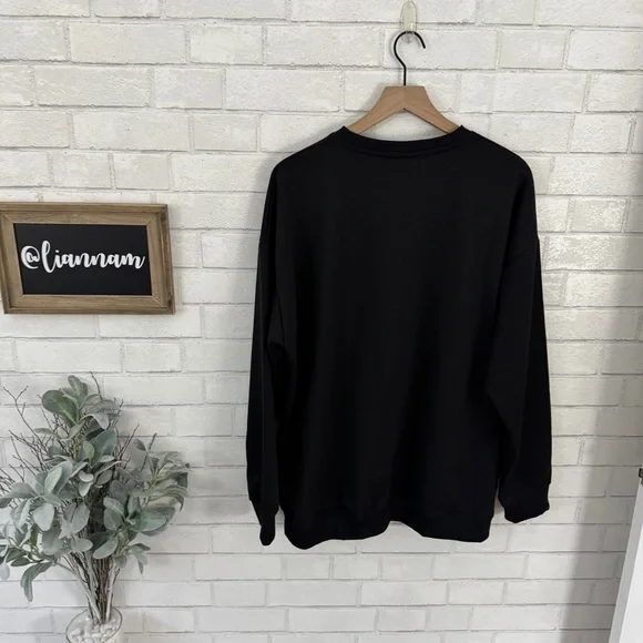 Black 'MAMA' Graphic Sweatshirt - Picture 6 of 7